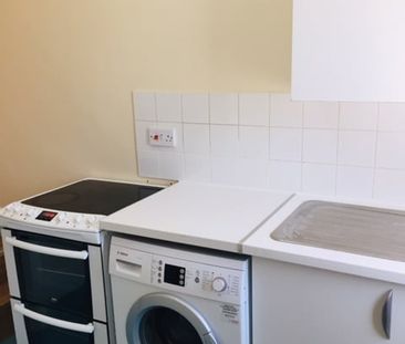 Studio Flat, Mount Pleasant Road, N17 - Photo 3