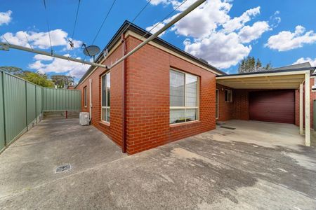 3/32 Race Street, Flora Hill - Photo 4