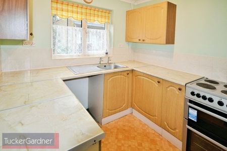 Buttermel Close, Godmanchester - Photo 4