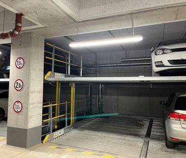 Heiligkreuzviertel: Dreizimmerwohnung mit EBK, Terrasse und Duplex-... - Photo 1