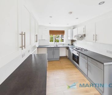 3 bedroom semi-detached house to rent - Photo 6