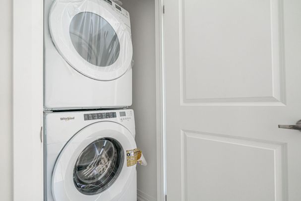 For Lease - 31 Bluebird Lane, Barrie, Ontario - Photo 1