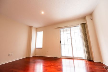 For Lease - 38 Warrington Way, Markham, Ontario - Photo 3