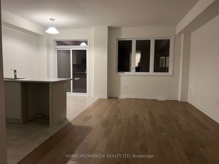 For Lease - 122 Varsity Drive, Welland, Ontario - Photo 4