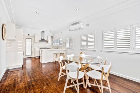 65 Walton Crescent, Abbotsford NSW 2046 - House For Rent | Domain - Photo 4