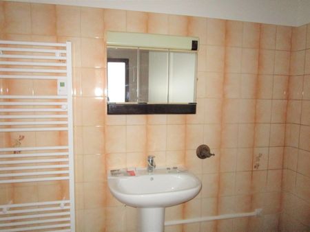 Location Appartement 2 pièces 27m² JARNAC 16200 - Photo 3