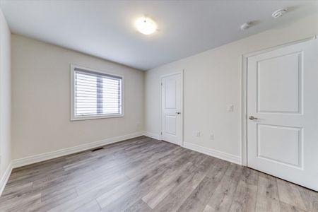 For Lease - 14 Hitching Post N/A Unit# Main, Georgina, Ontario - Photo 2