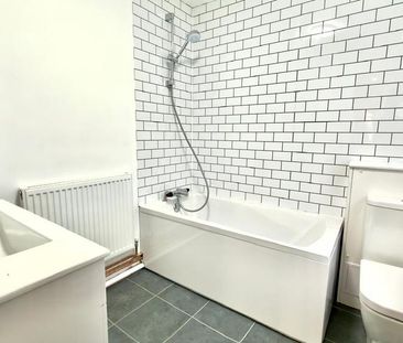 2 bedroom house to rent - Photo 2