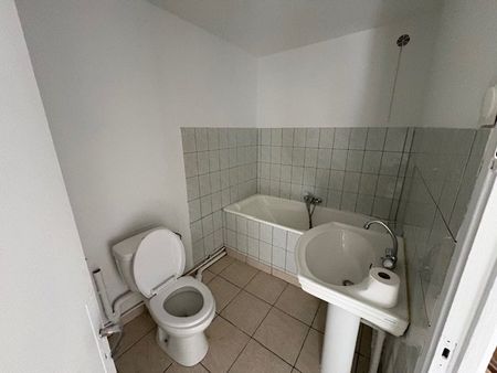Appartement 4 pièces à Tucquegnieux - Photo 3