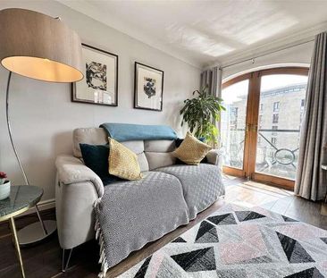 Riverside Court, Leeds, LS1 - Photo 5