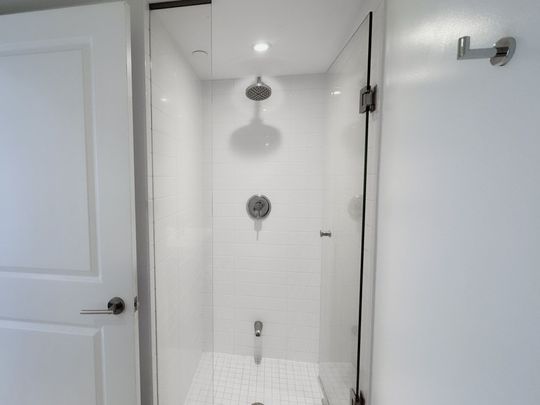 For Lease - 386 Yonge Street Unit# 3507, Toronto, Ontario - Photo 1