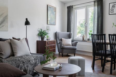 Rågsvedsvägen, Bandhagen - Photo 3