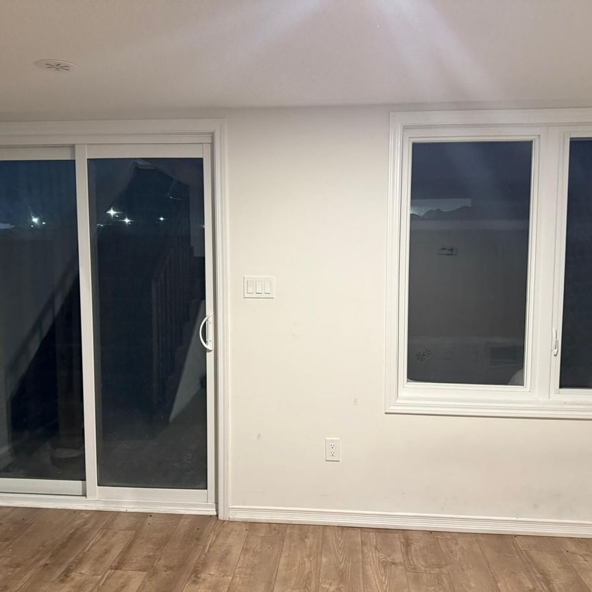 For Lease - 261 Danzatore Path Unit# 18, Oshawa, Ontario - Photo 1