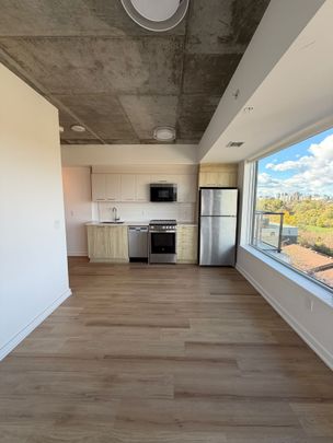 36 Robinson Ave, Ottawa, ON - Photo 1