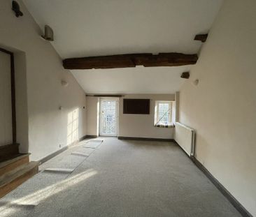 Flat Aston End House, Cross Lane, S18 - Photo 3