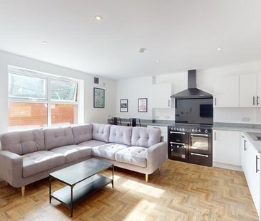 6 bedroom house to rent - Photo 1