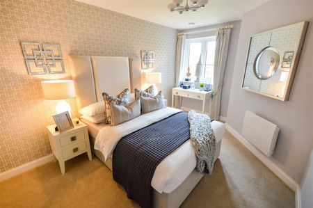 1 bedroom Flat To Let - Photo 5