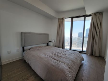 For Lease - 11 Wellesley Street Unit# 5705, Toronto, Ontario - Photo 4
