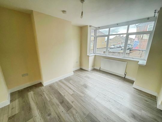 Morrison Street, Swindon - Photo 1