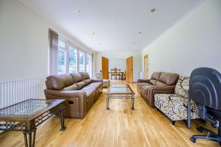 Birch Hollow, Edgbaston, Birmingham, B15 - Photo 3