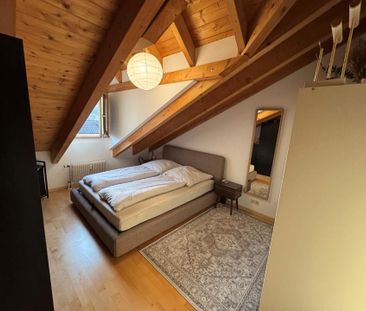 Geräumige DG Wohnung mit Aussicht in Lörrach Stadtzentrum - Photo 5