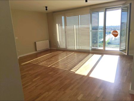 3 room luxury Apartment for rent in Valencia - Photo 3