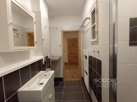 Pronájem bytu 2+kk 48 m² - Fotografie 4