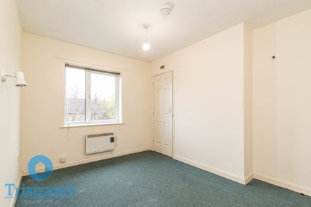2 bed Apartment for Rent - Photo 4