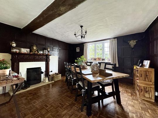 4 bedroom semi-detached house to rent - Photo 1