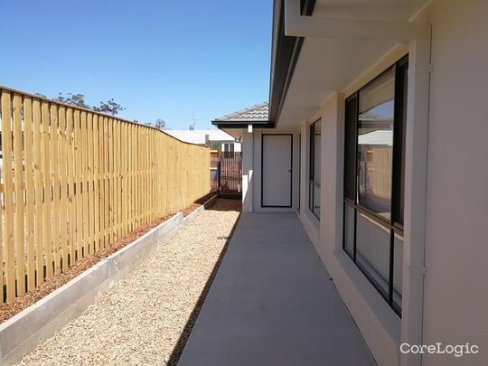 Spacious Family Home in Gainsborough Greens - Photo 1