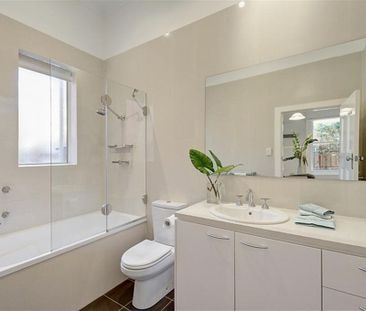814 Burke Road, Camberwell - Photo 4