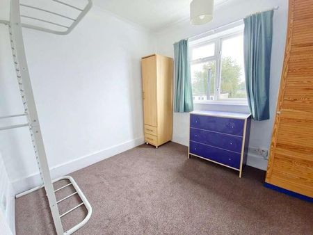 Norman Road, Hornchurch, Essex, RM11 - Photo 2