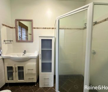 Charming Family Home in a Quiet Bomaderry Location - Photo 6