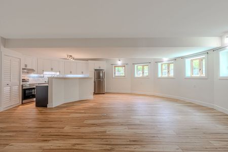 For Lease - 210 Patterson Road Unit# Lower, Barrie, Ontario - Photo 5