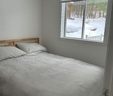 Logement 4 1/2 sur 2 étages - Photo 4