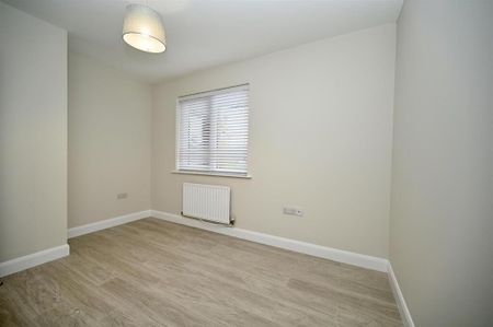 Apt 7, 39 Dundela Crescent, Belfast, BT4 3BN - Photo 4