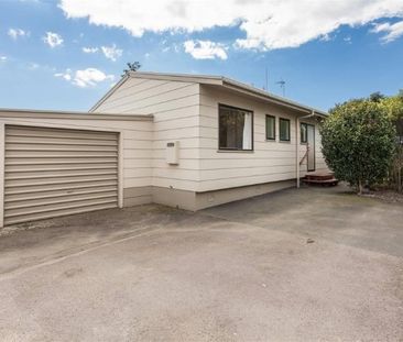 Large Two Bedroom - Mt Maunganui - Photo 1