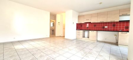 Location Appartement 3 pièces 64m² - Photo 4