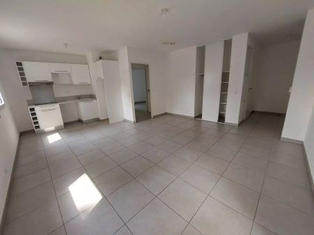 location Appartement T3 DE 59.3m² À MONTPELLIER CEDEX 2 - Photo 4