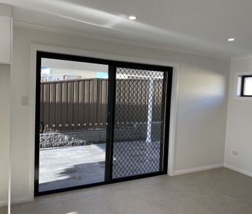 8a Price Street, South Penrith - Photo 4