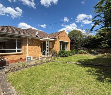 Dual Occupancy, 6 MONTH LEASE ONLY - Photo 1