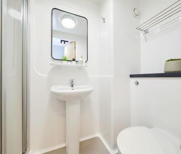 1 bedroom private hall to rent - Photo 4