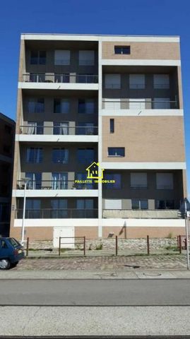 NOUVEAUTE A LOUER LES DOCKS - Photo 2