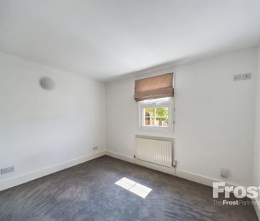 2 bedroom semi-detached house to rent - Photo 3