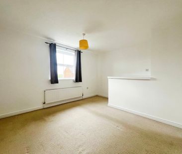 2 bedroom semi-detached house to rent - Photo 3