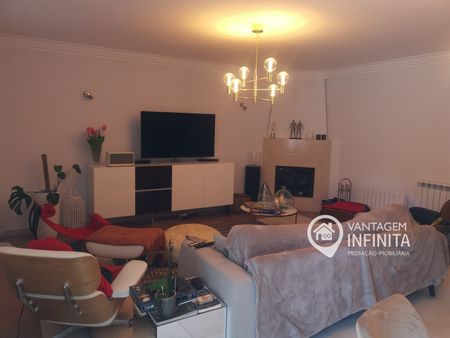 Moradia T4 em Lisboa - Photo 2