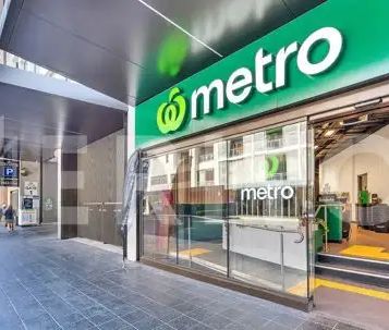 “Water views &amp; Furnished Resort Style Apartment” - Photo 2