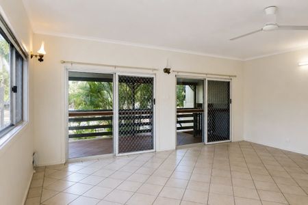 UNFURNISHED SPLIT LEVEL HOME - Photo 2