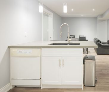 For Lease - 478 Summerpark Crescent, Pickering, Ontario - Photo 3