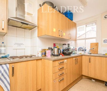 1 bedroom in a house share to rent - Photo 5